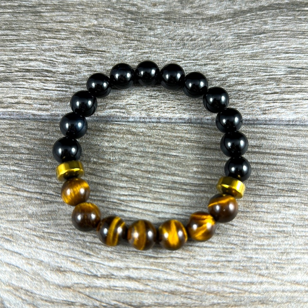 Genuine golden tiger’s eye and black onyx mens handcrafted bracelet. 10mm.